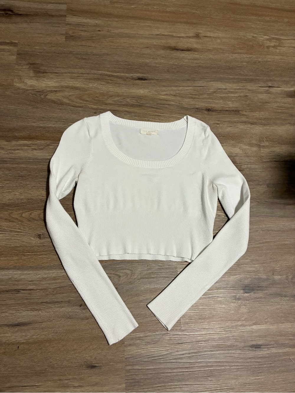 La Hearts White Ribbed Scoop-Neck Long Sleeve Crop Top
